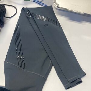 ALO size S small dark grey leggings like new!
